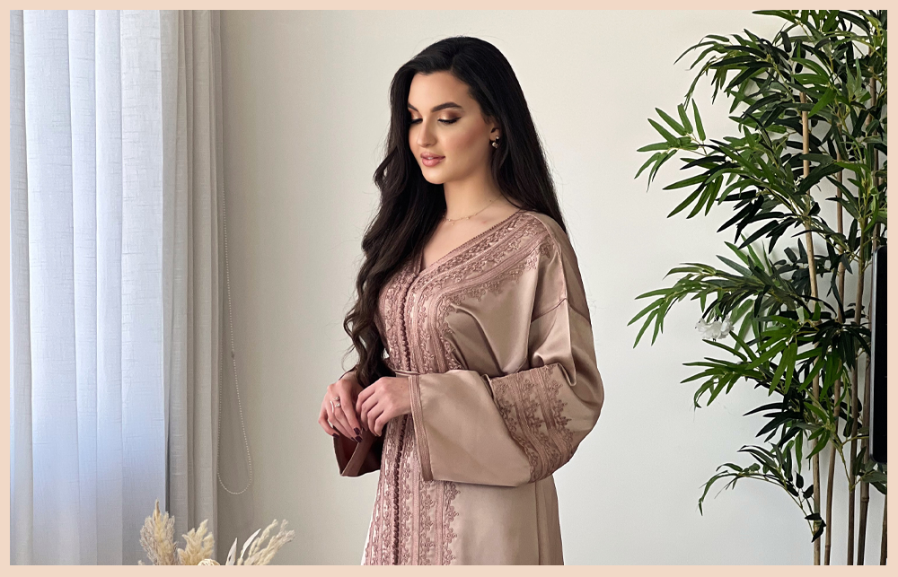 The Timeless Elegance of the Moroccan Caftan: A Journey Through History