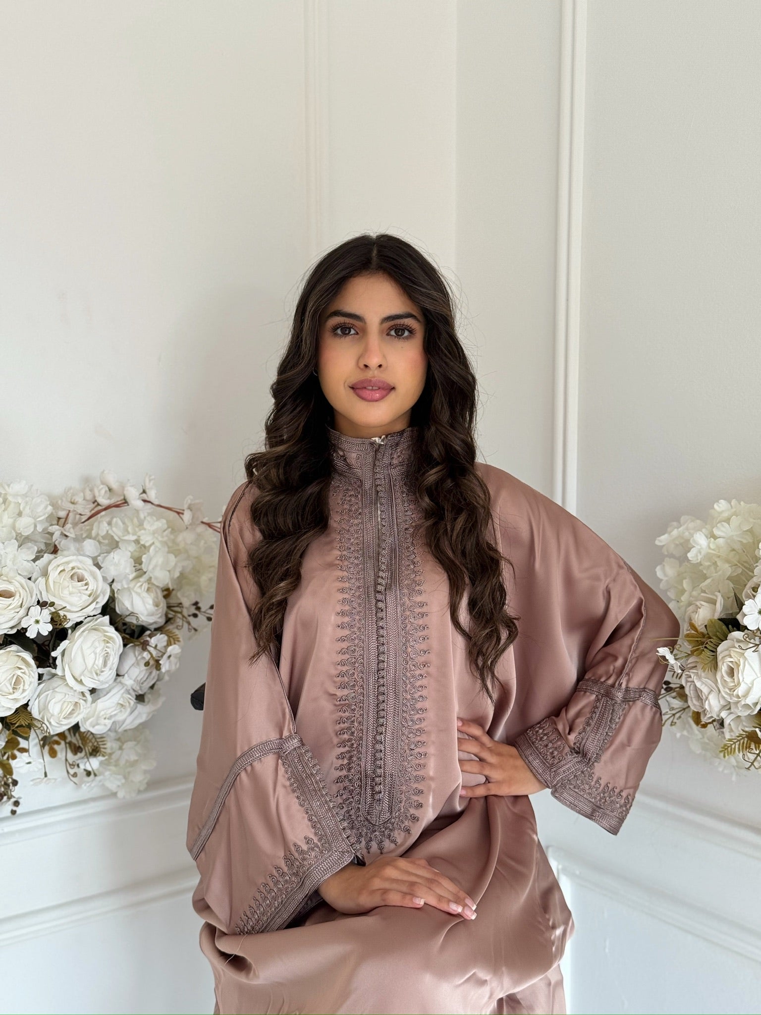 Full-length view of Gandoura Layaan with detailed Moroccan embroidery