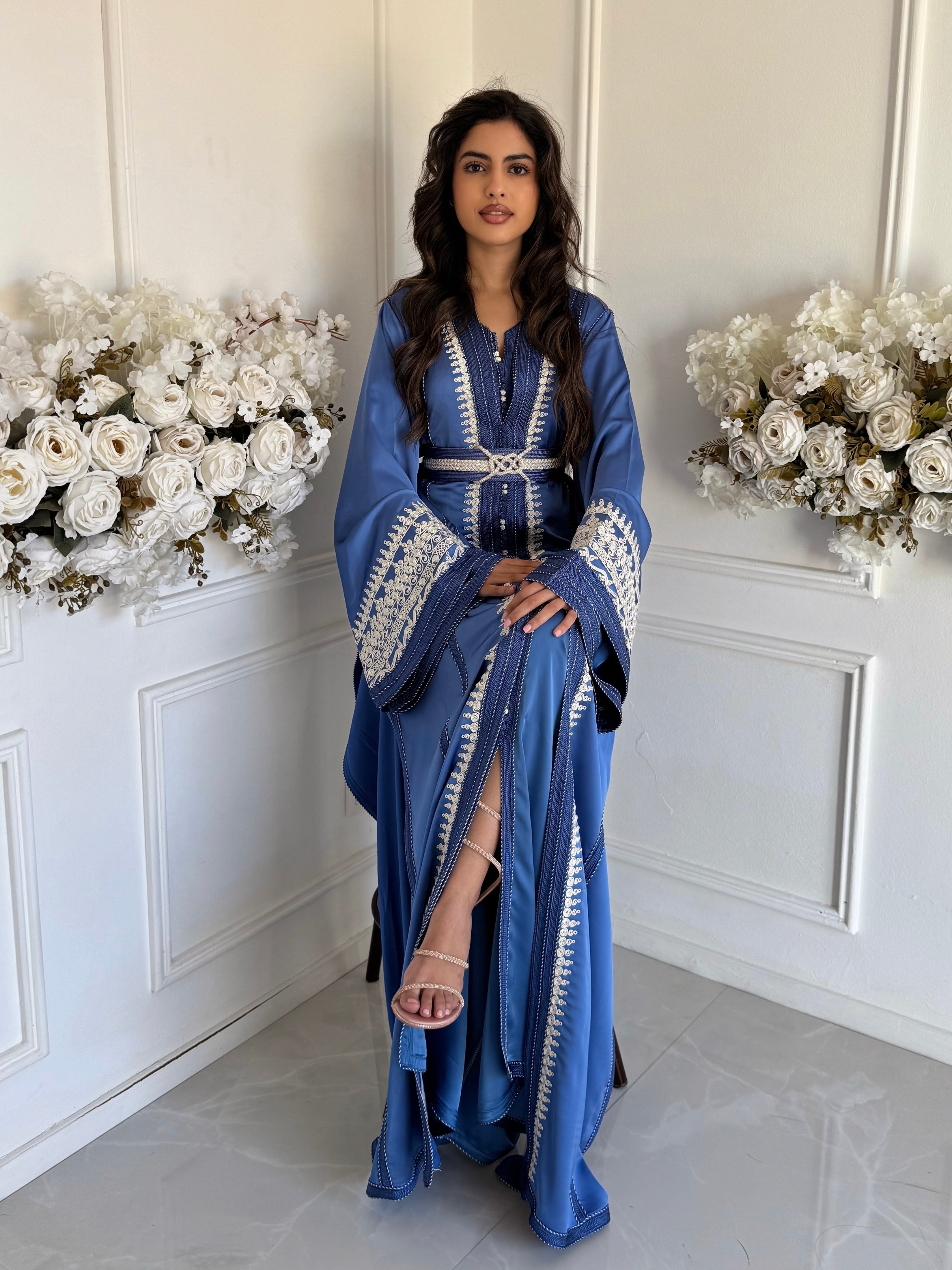 Takchita Nouhaila - Classy & Fabb