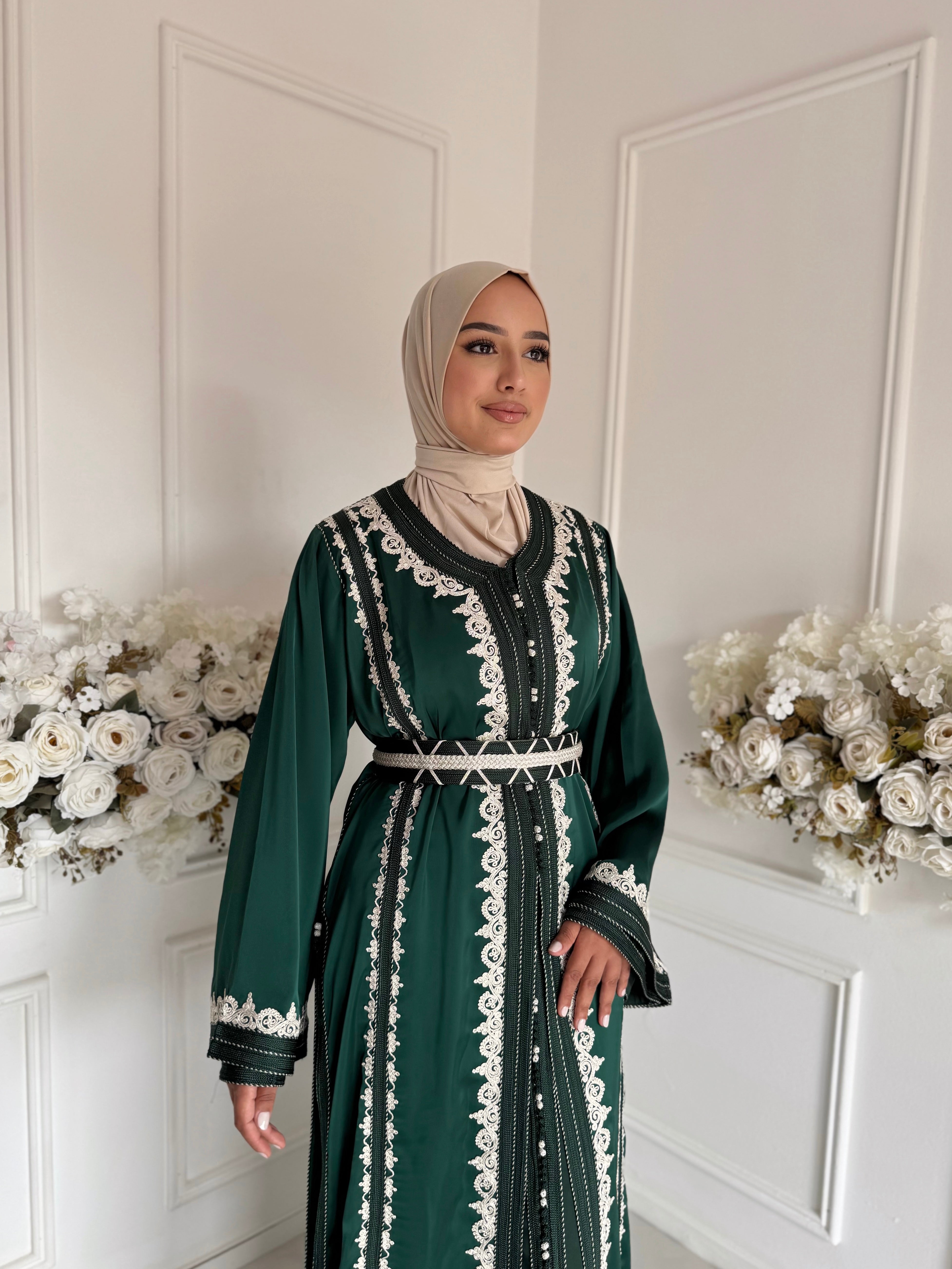 Takchita Mayma - Classy & Fabb