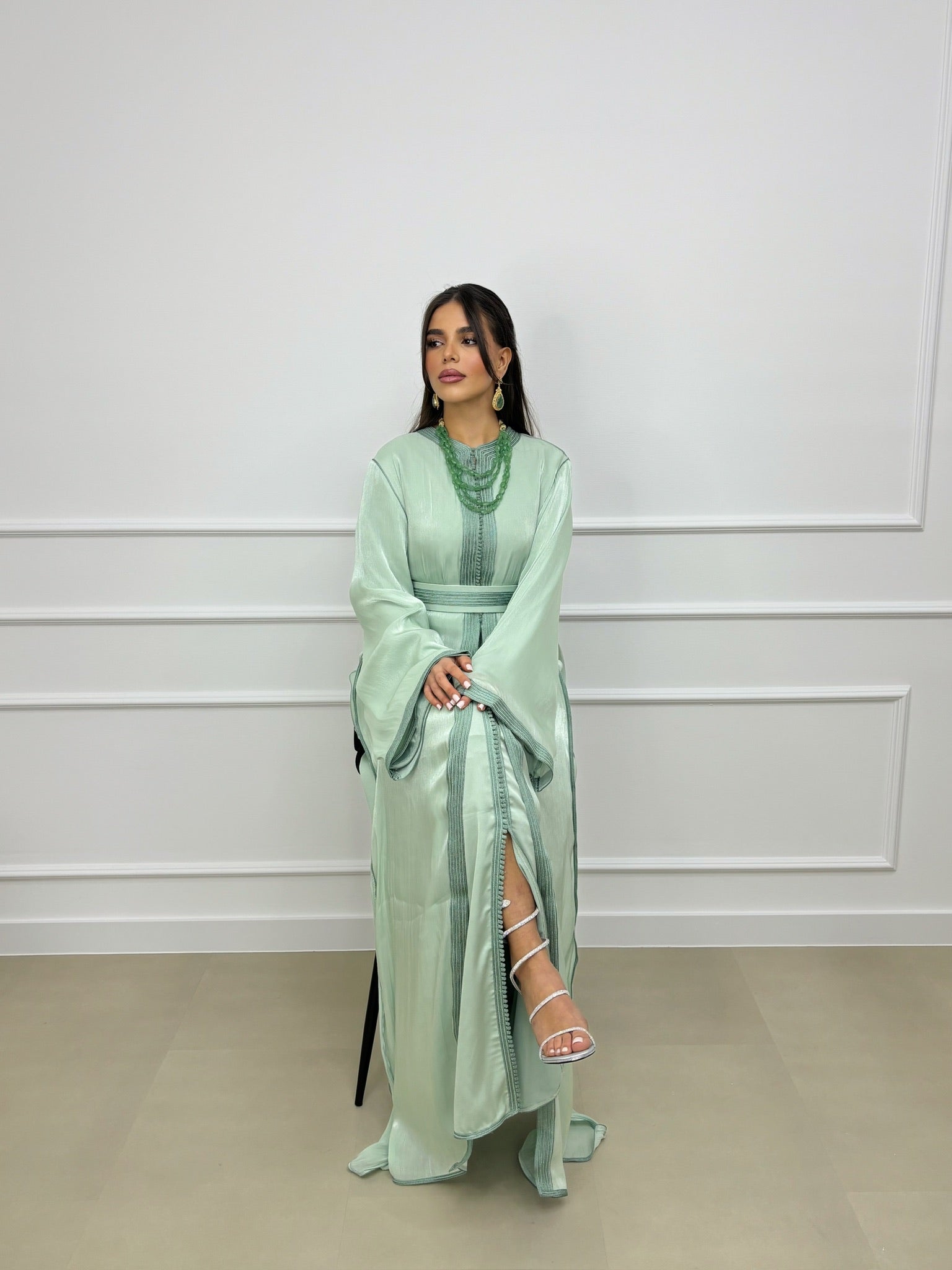 Takchita Liyana - Classy & Fabb