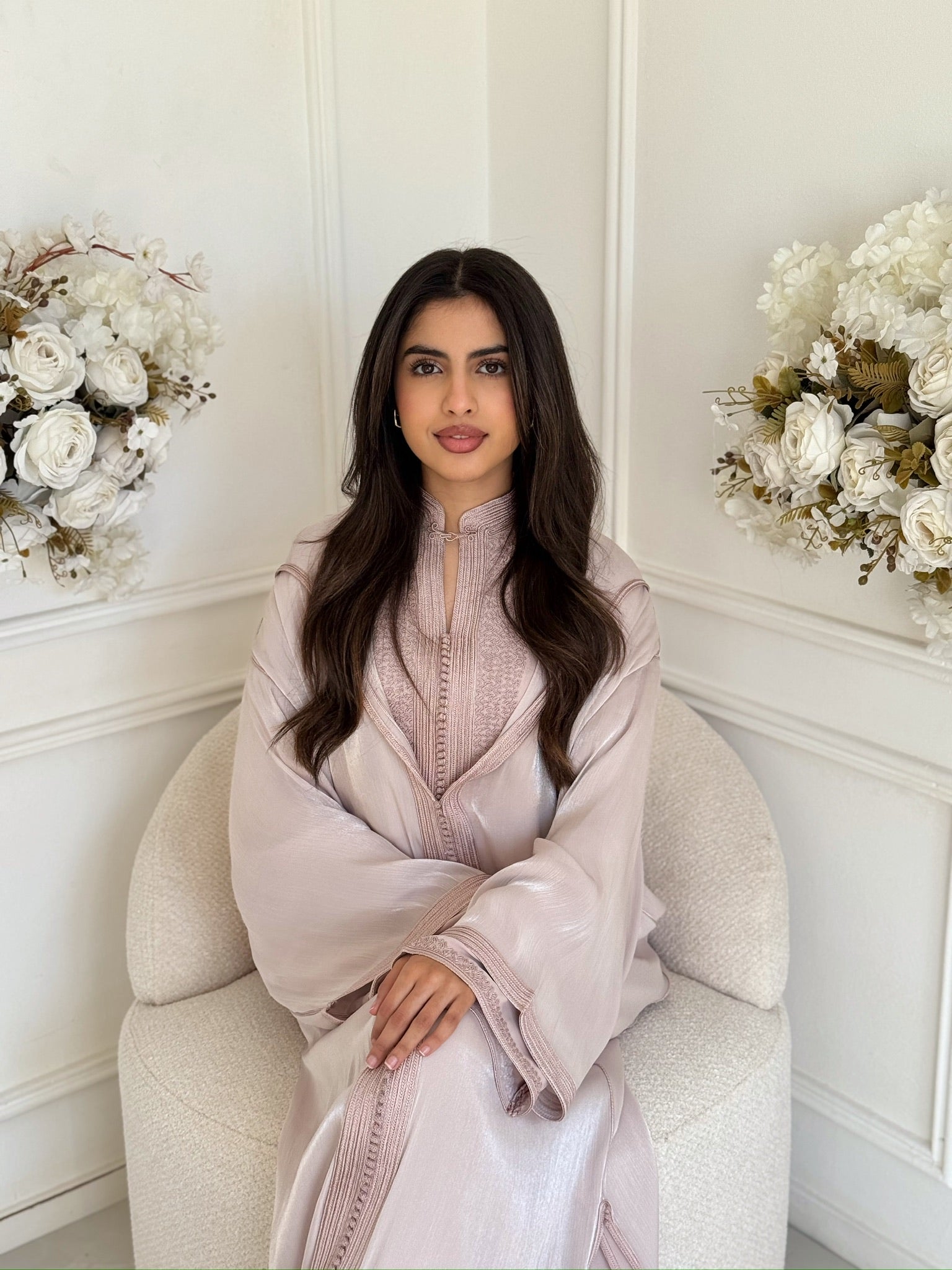 Handmade Moroccan jellaba Amira in soft elegant fabric