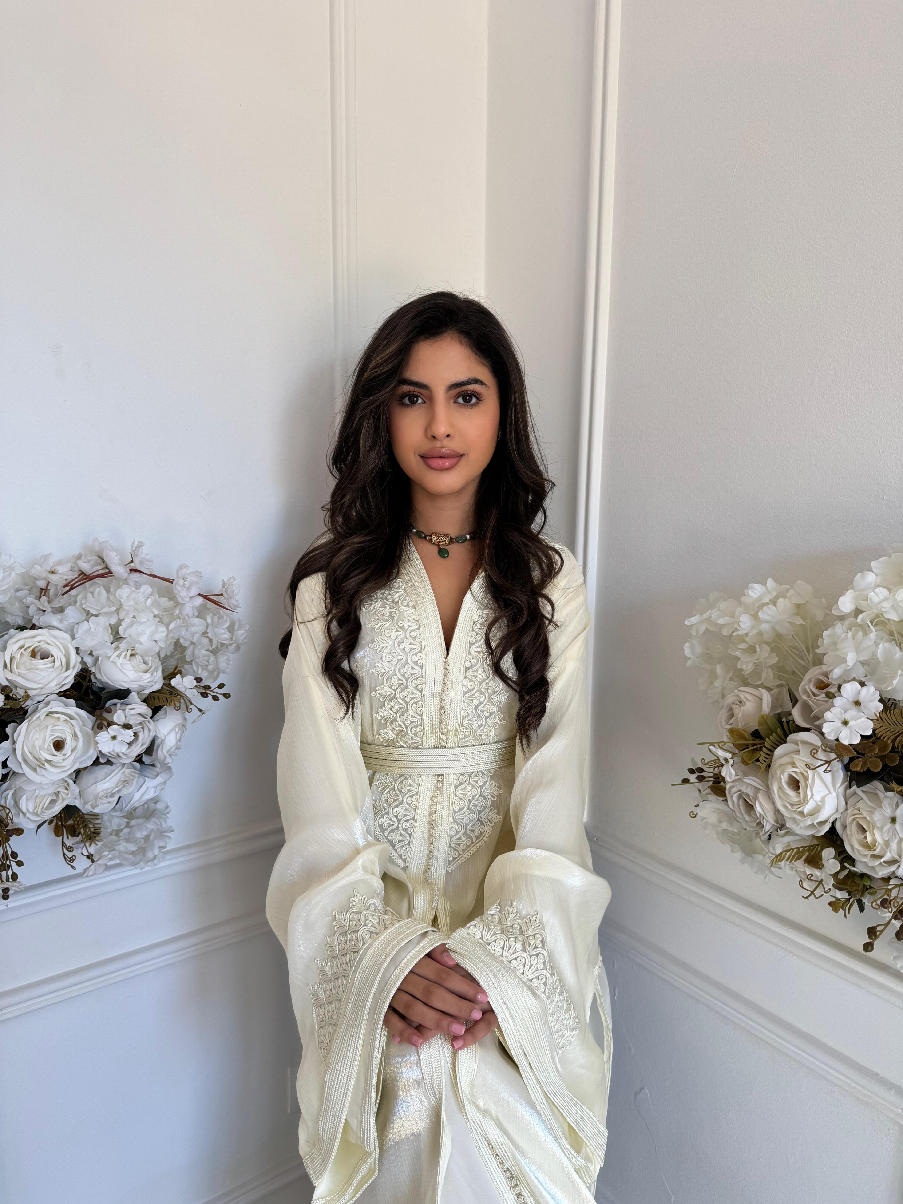 Takchita Loujain - Classy & Fabb