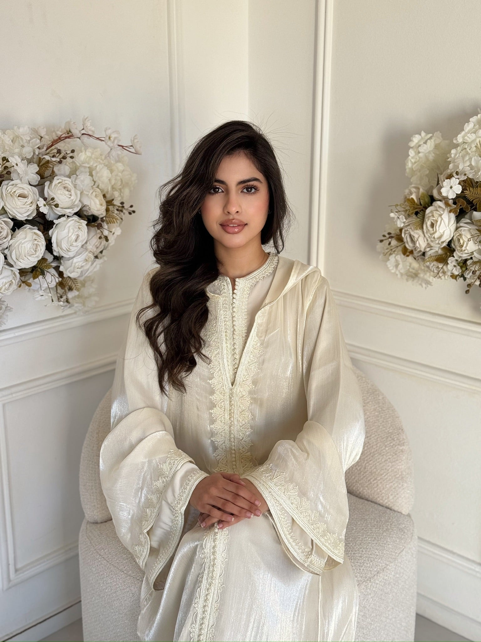 Luxury Moroccan jellaba for women in soft neutral tones – Jellaba Rodayna